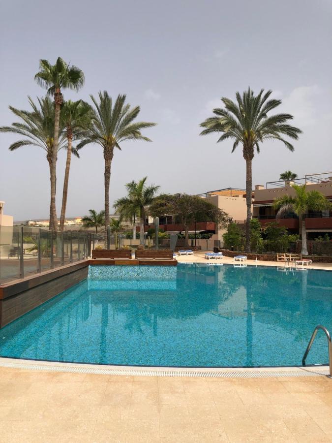 2 Bedroom With Parking, Wifi, Views & Heated Pool Playa Paraiso  Exterior foto